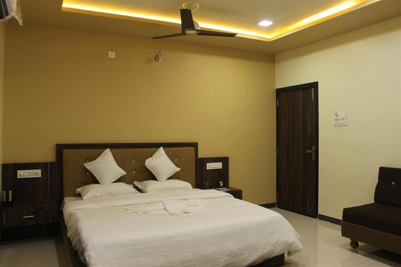 Hotel Shri Sharanam Maheshwar Exterior foto