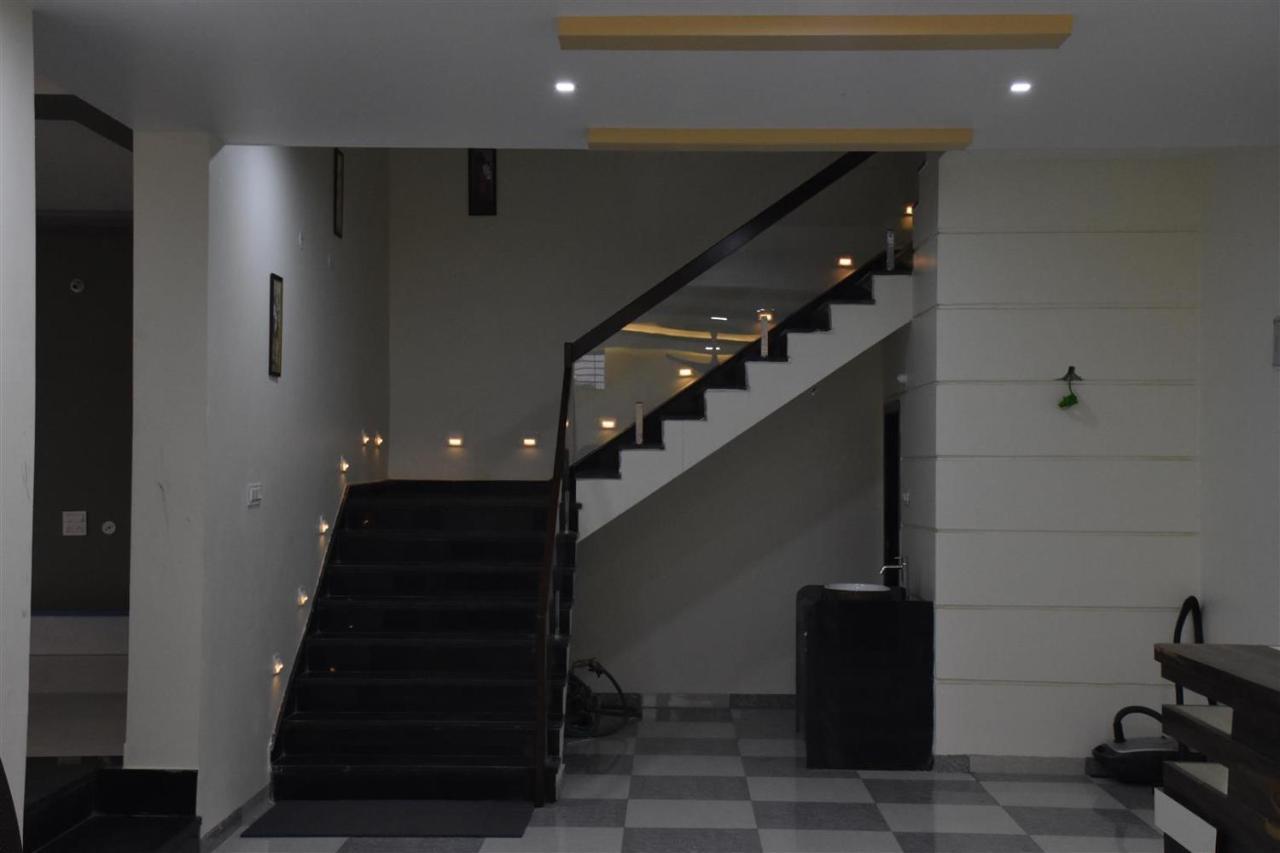 Hotel Shri Sharanam Maheshwar Exterior foto